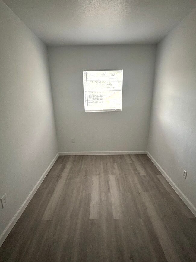 Photo - 916 Preston St Unidad 103