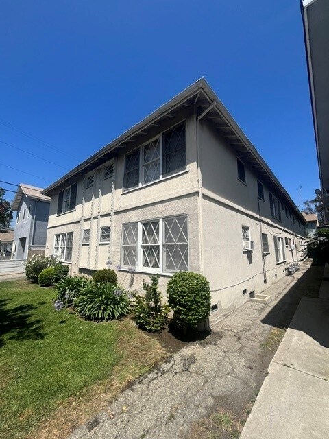 3316 S. Durango Ave.