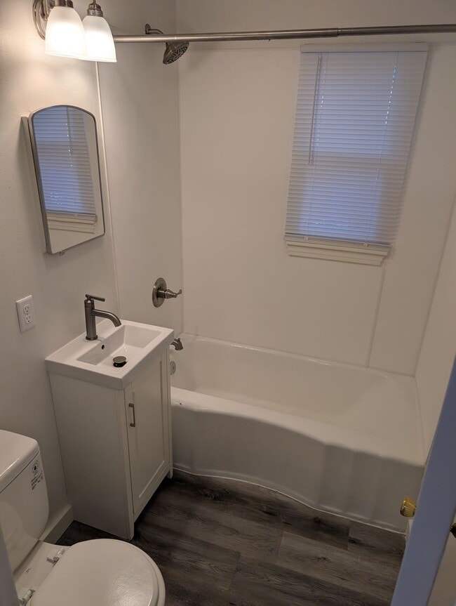 Photo - 921 5th St Unit 921 1/2 5th St