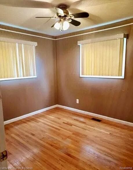 Photo - 32200 Fairchild St