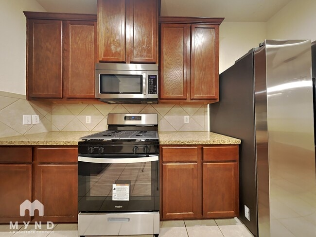 Photo - 2711 Lexington Park Dr