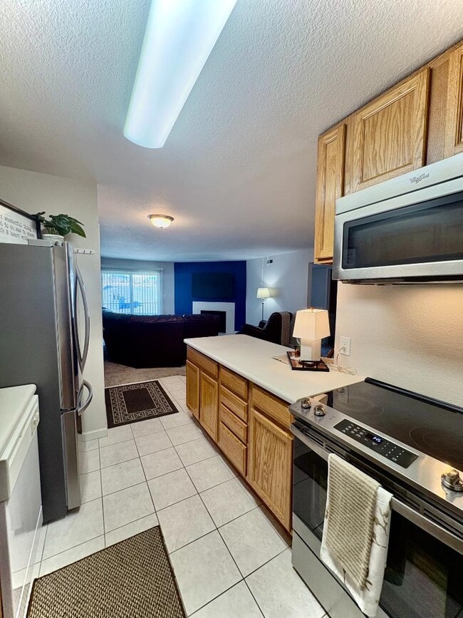 Photo - 13085 W Cedar Dr