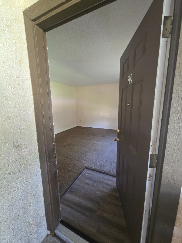 Photo - 458 Bentwood Ln