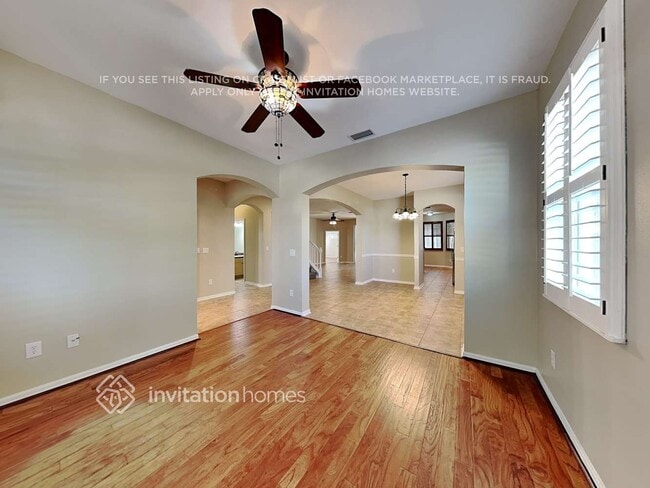 Photo - 10822 Newbridge Dr