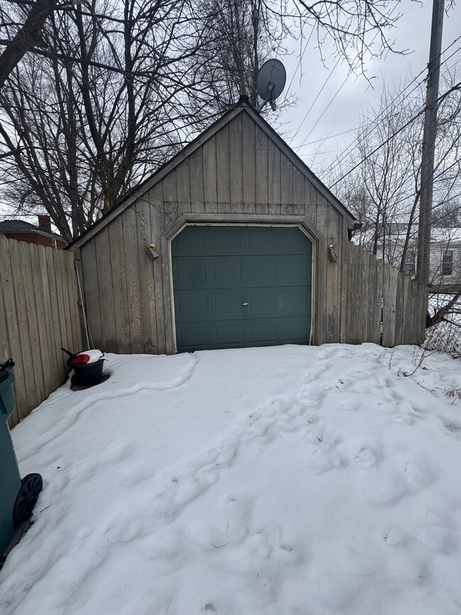 Photo - 25265 Coolidge Hwy