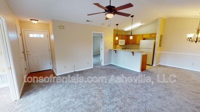 Photo - 157 Morningside Ln