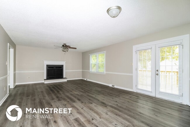 Photo - 304 Marylebone Dr