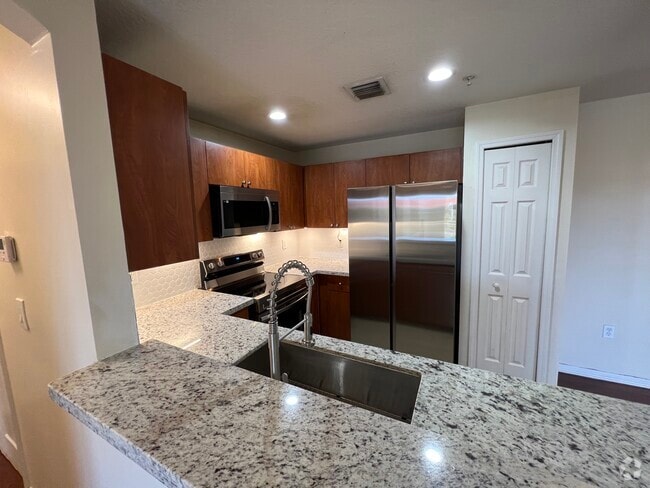 Building Photo - 6360 NW 114th Ave Unit 233 Rental