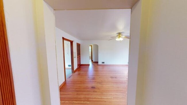 Photo - 820 N 13th St