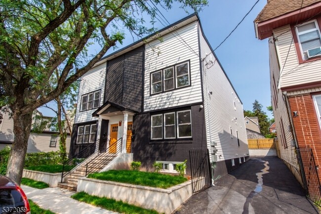 Photo - 64 Grace St Unit 1