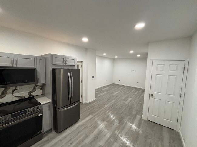 Photo - 37 Wyoming St