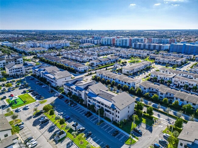 Building Photo - 8045 NW 104th Ave Unit 37