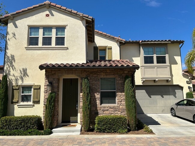 Photo - Stunning 3 Bed 2.5 Bath Home with Office in Lake Forest!