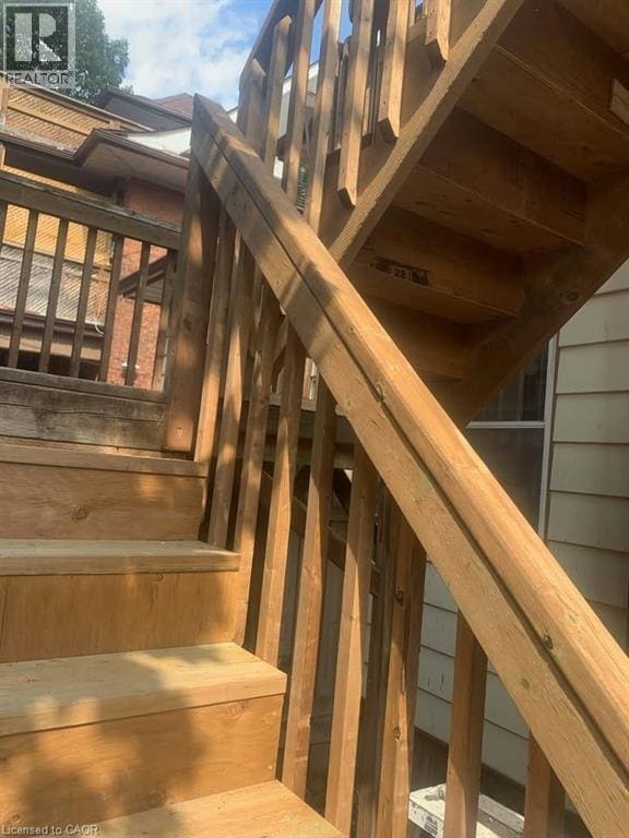 Photo - 16 Eastbourne Ave