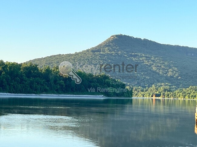 Photo - 3166 Waterfront Dr