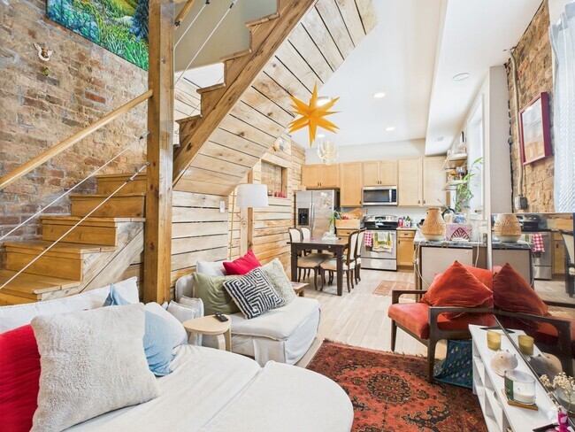 Building Photo - 119 W Clay St Unit #B Rental
