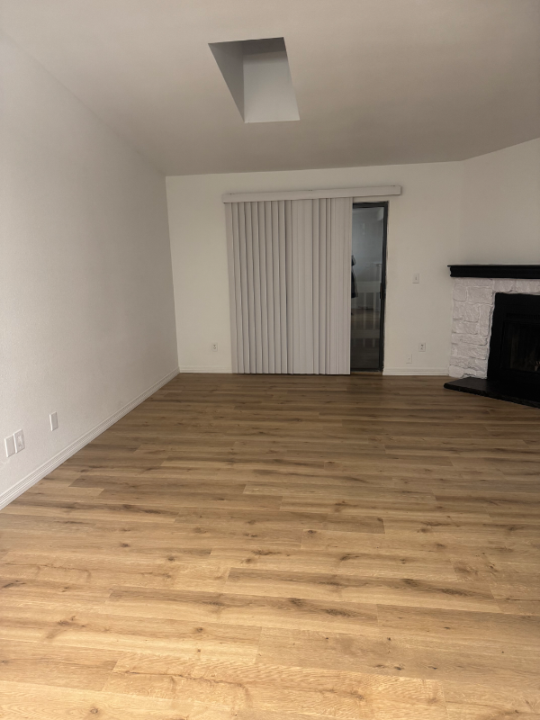 Photo - 18043 E Ohio Ave Unidad #204 Rental