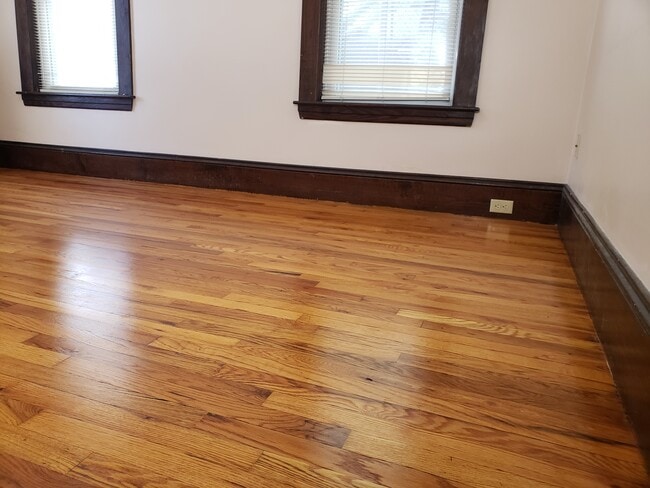 Photo - 21 Waverly St Unit 4-L