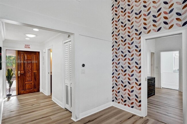 Photo - 2120 SW 28th Way