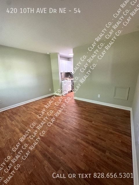Building Photo - 420 10th Ave Dr NE Unit 54 Rental