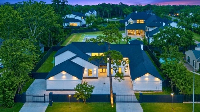 Photo - 12564 Memorial Dr