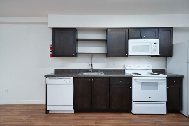 3 Bedroom 1.5 bath townhome!