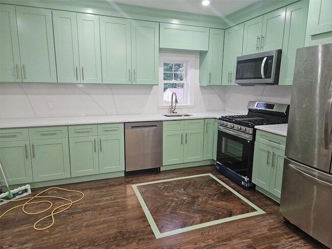 Photo - 94 Briggs Ave