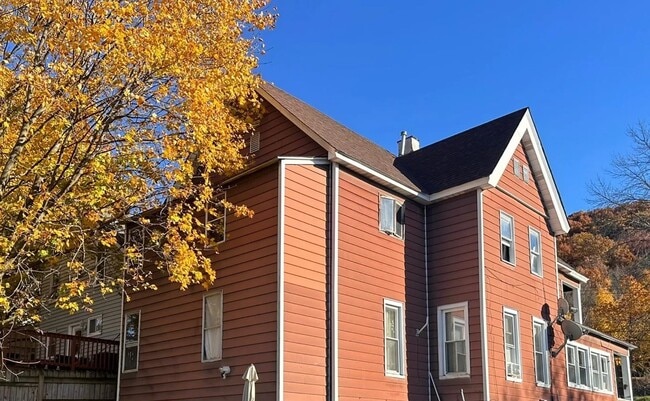 Building Photo - 27 Evans St Unit 1F