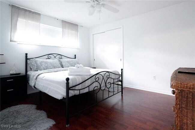 Photo - 1351 Oaklawn Ct