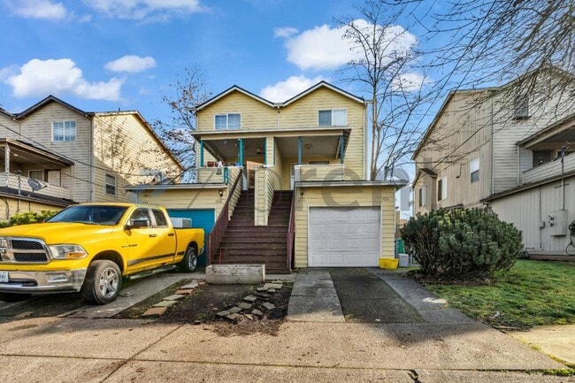 Photo - 1526 NE 68th Ave