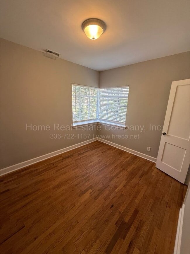 Photo - 840 Carolina Ave NW Unidad C-4