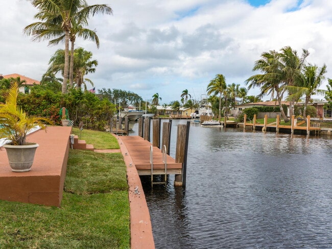 Photo - 4930 NE 27th Ave