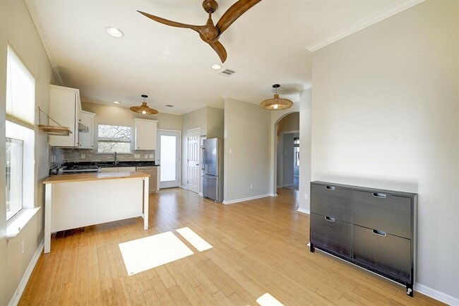 Photo - 1194 Coleto St