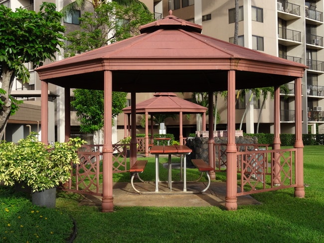 BBQ Area - 98-487 Koauka Loop Unit Pent House   1701