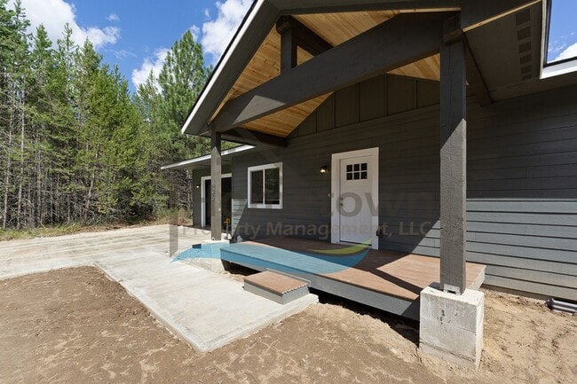 377 Shadow Green Rd