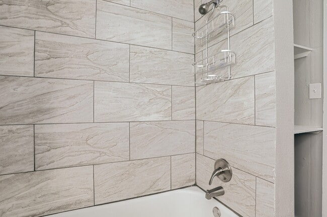 Photo - 308 Bennett Dr