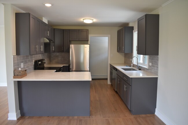 New Kitchen - 623 N Northwest Hwy