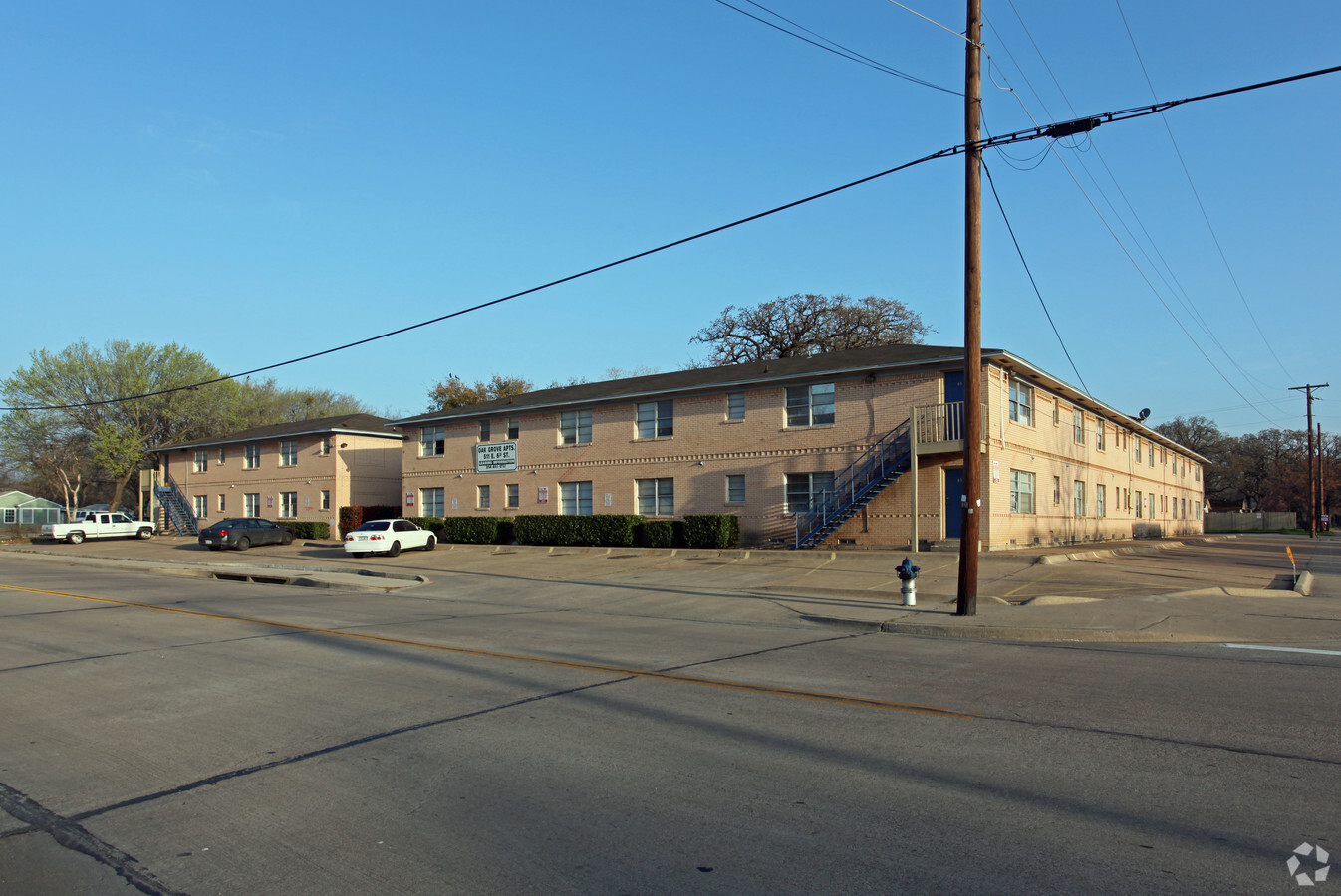Oak Grove Apartments - Oak Grove Apartments