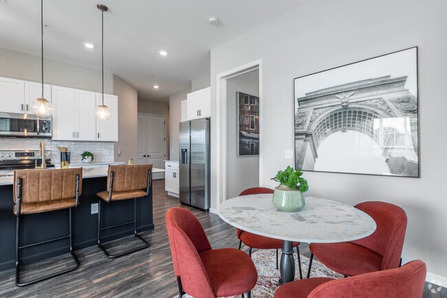 Suite C - 2Br, 2Br - 1,167 SF
