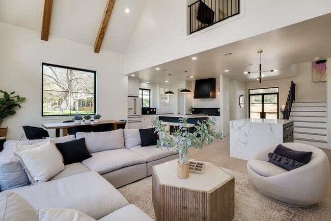 Photo - 614 Pecan Creek Dr