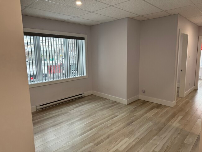 Photo - 317 King Av Unité #200