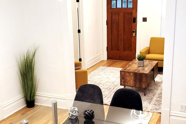 Photo - 1318 Englewood Ave Unit ID1324015P