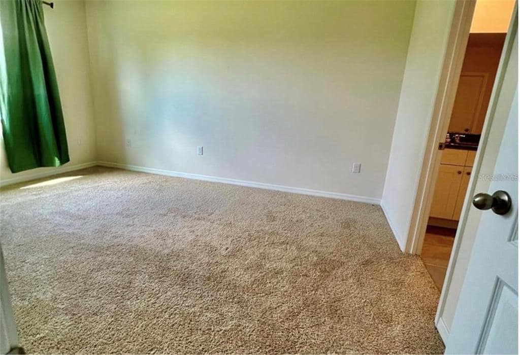 Photo - 992 Serchio St