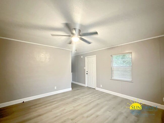 Photo - Charming cottage in central Fort Walton Beach!