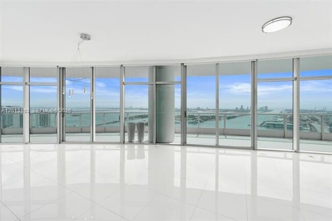 Photo - 900 Biscayne Blvd Unit 900 Biscayne Blvd # 4006