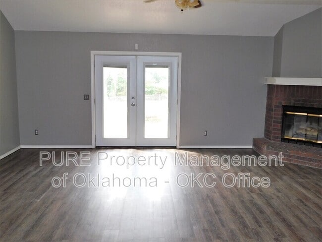 Photo - 912 NW 172nd St