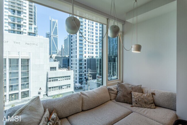 Photo - 3 br, 2.5 bath House - 489 Harrison Street...