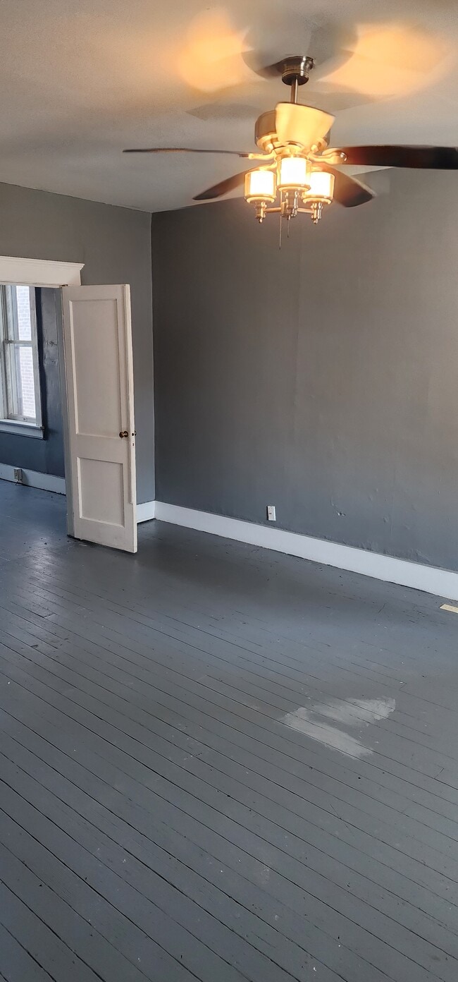 624 N 6th St Apartments Unit 624 N 6TH Quincy, IL