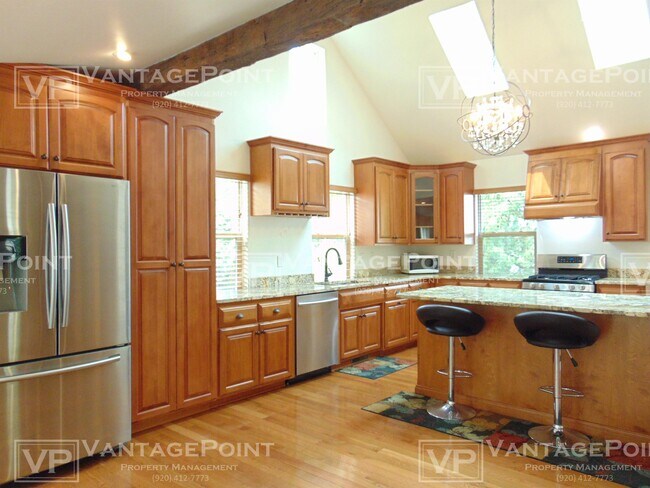 Photo - 1429 Dousman St