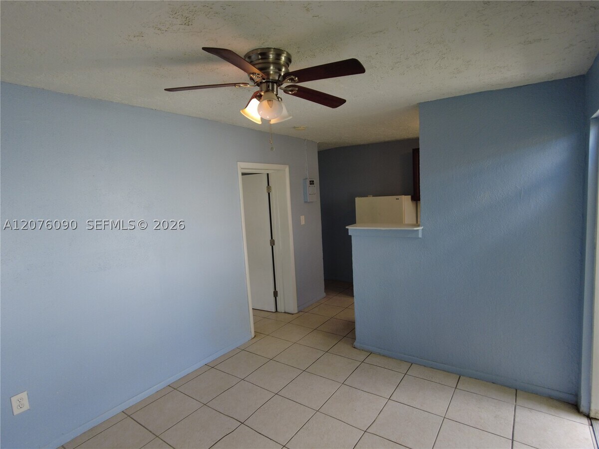 Photo - 620 NW 16th St Unit 2